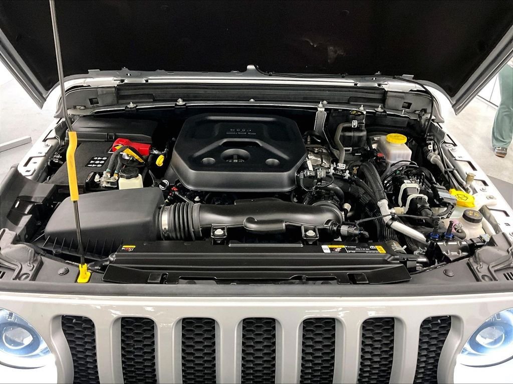 Used 2023 Jeep Wrangler Sport AWD/4WD image 28