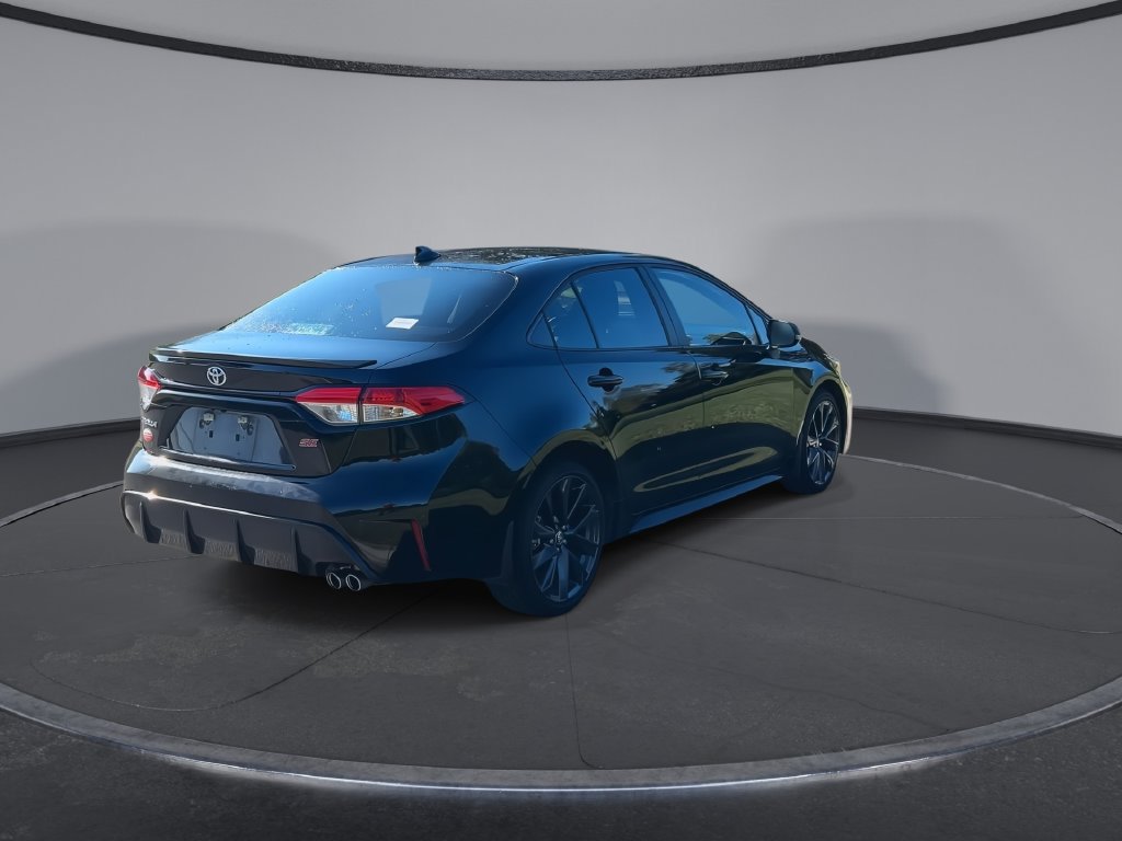 Used 2025 Toyota Corolla SE FWD image 8