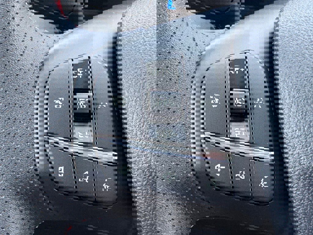 New 2025 Ford Escape ST-Line Select w/ Class II Trailer Tow Package image 8