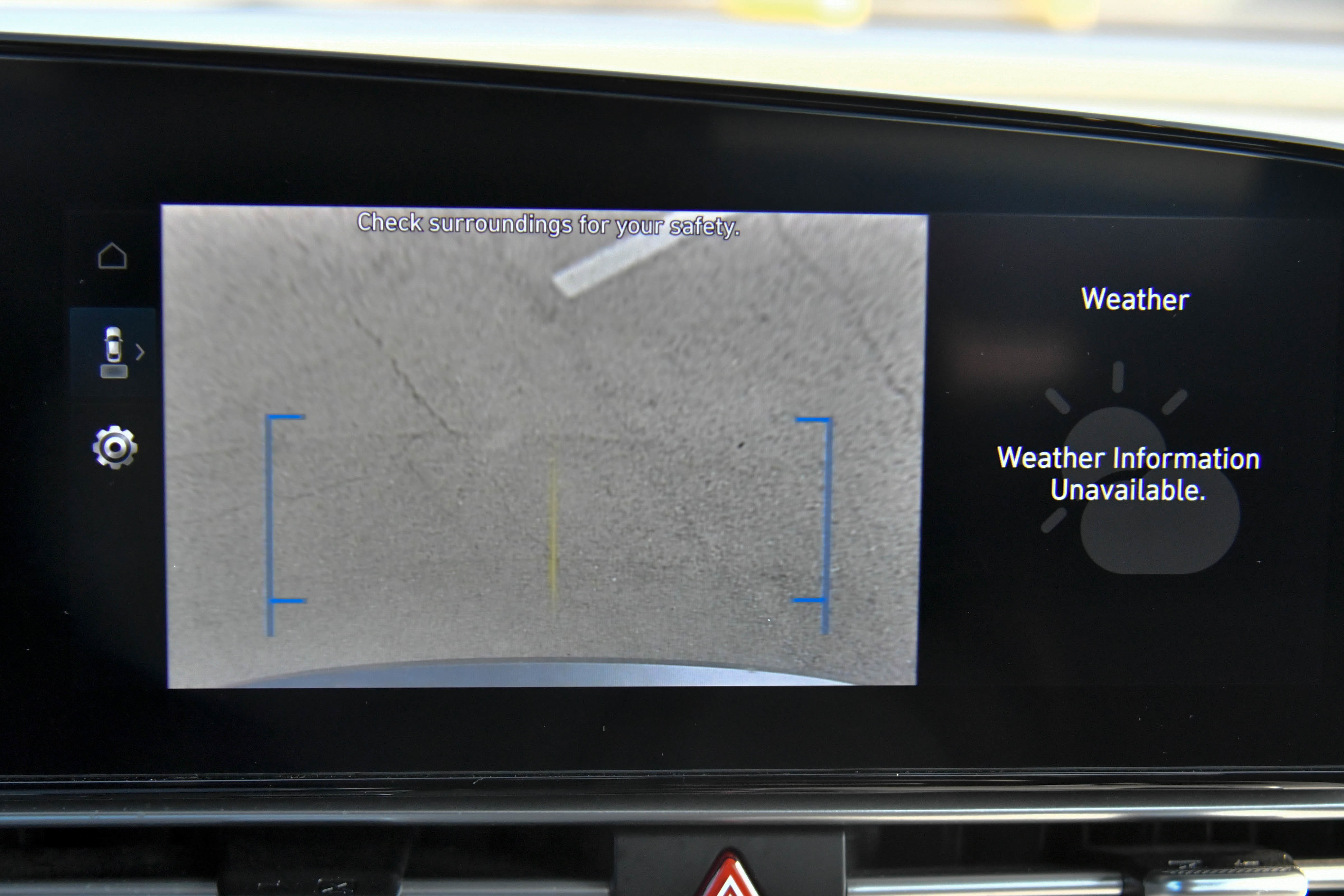 Used 2024 Hyundai Elantra SEL image 18