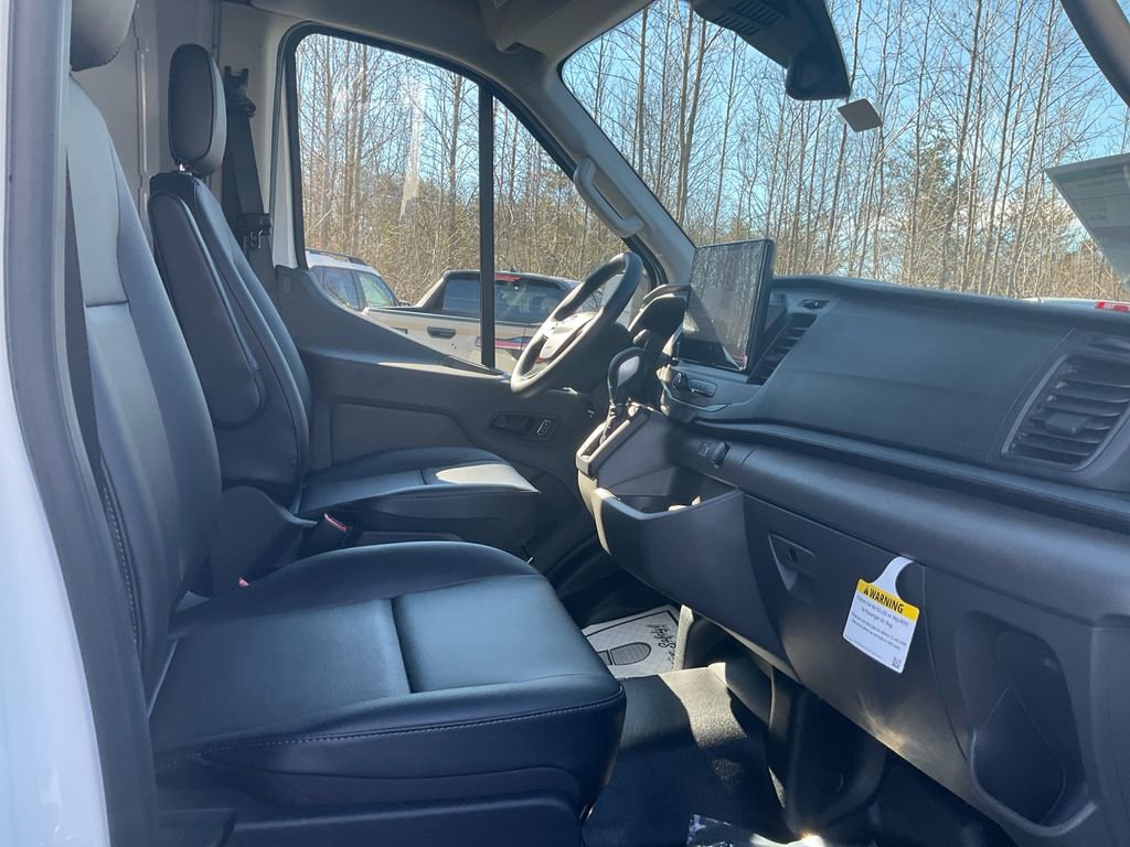New 2026 Ford Transit 250 148 Medium Roof image 12