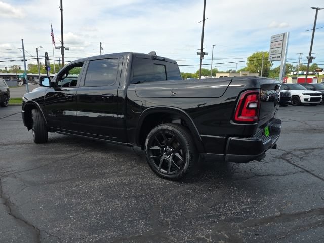 Used 2025 RAM 1500 Laramie w/ Night Edition AWD/4WD image 4