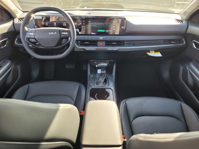 New 2026 Kia K4 EX FWD image 8