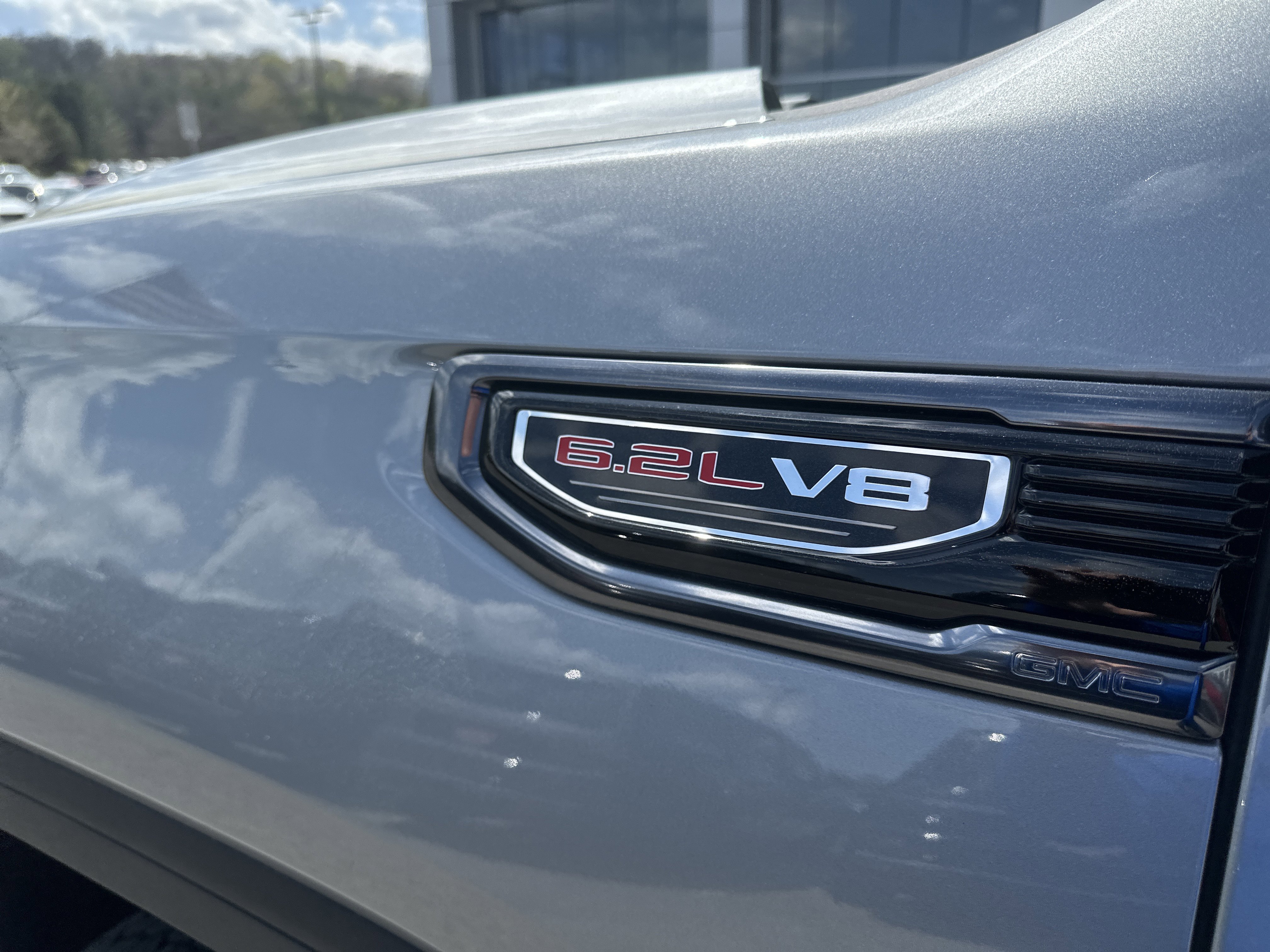 Used 2024 GMC Sierra 1500 AT4 w/ Technology Package image 13