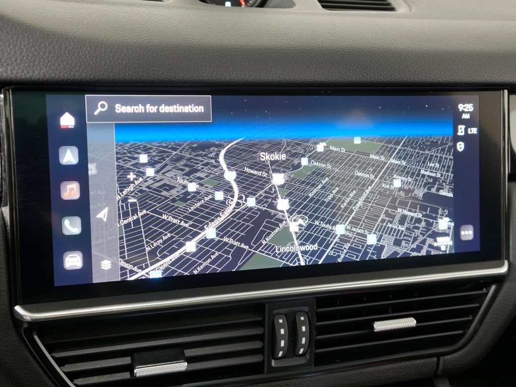 Certified 2023 Porsche Cayenne AWD/4WD image 30