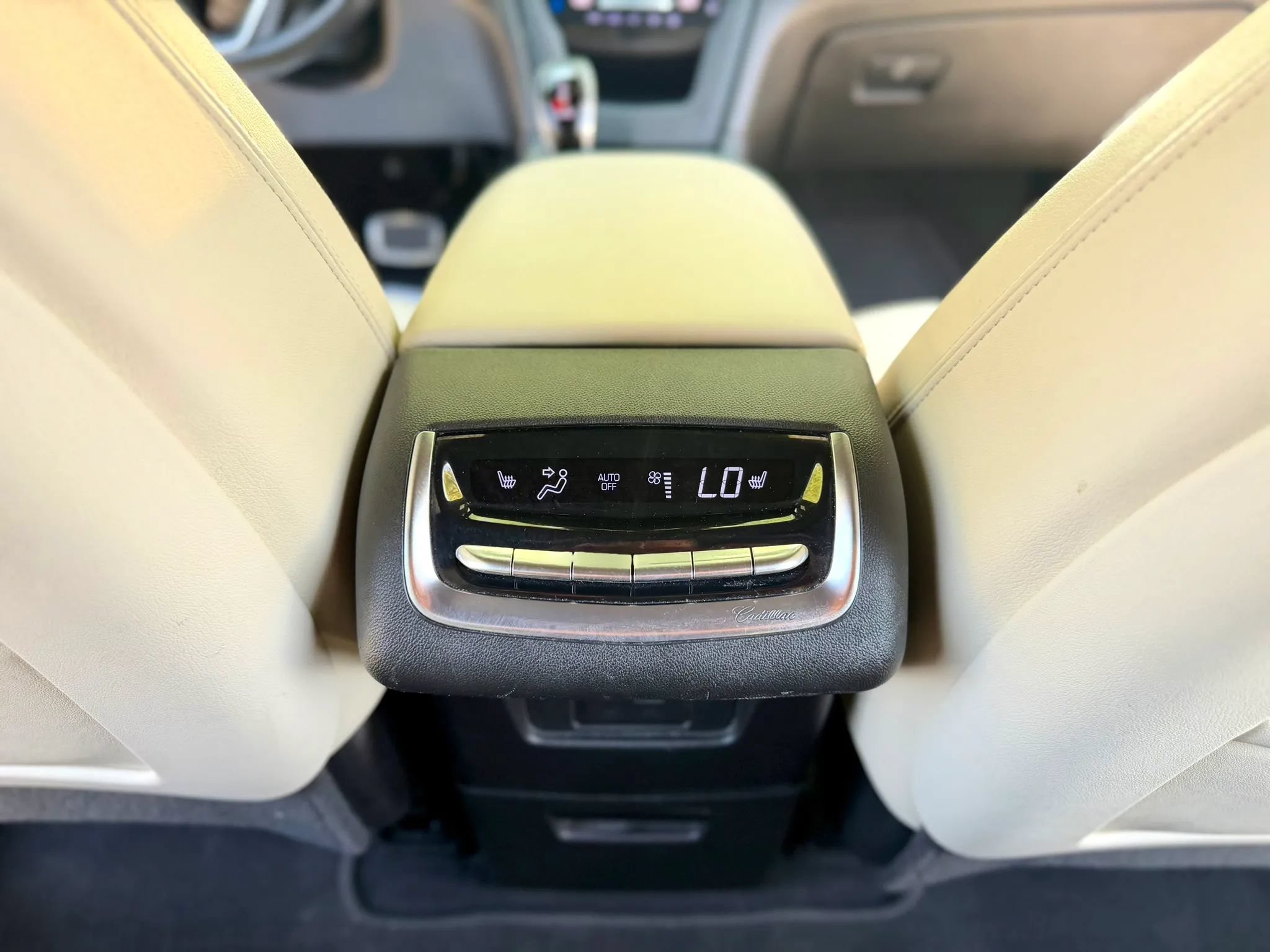 Used 2021 Cadillac XT6 Sport AWD/4WD image 15