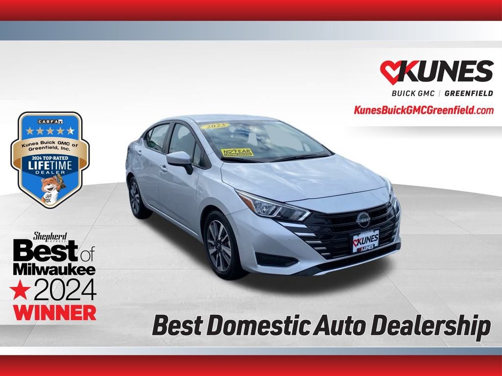 Used 2023 Nissan Versa SV image 1