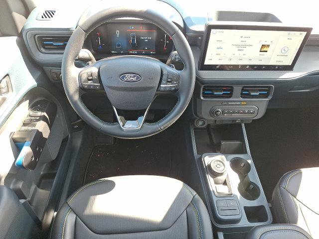 Certified 2025 Ford Maverick Lobo image 12