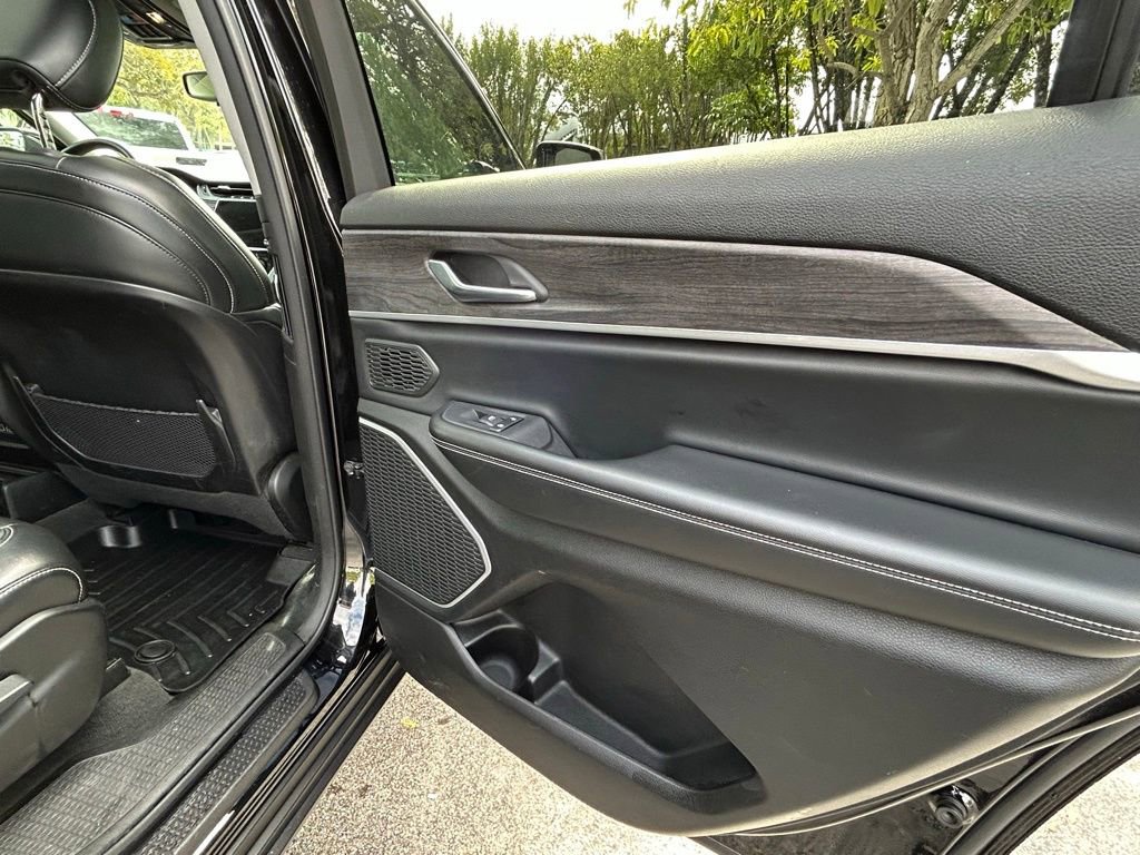 Used 2021 Jeep Grand Cherokee L Limited image 36