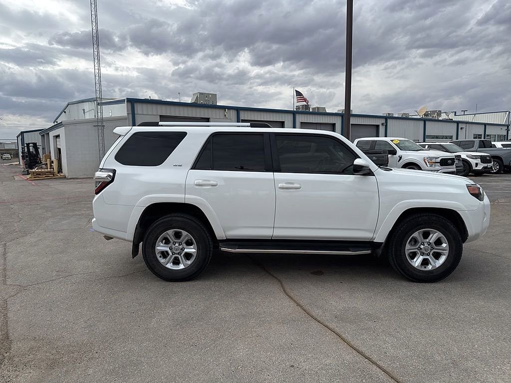 Used 2022 Toyota 4Runner SR5 image 6