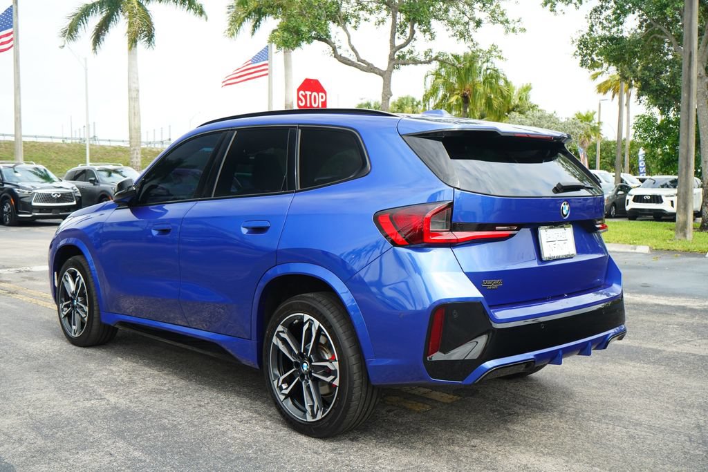 Used 2023 BMW X1 xDrive28i w/ M Sport Package AWD/4WD image 8