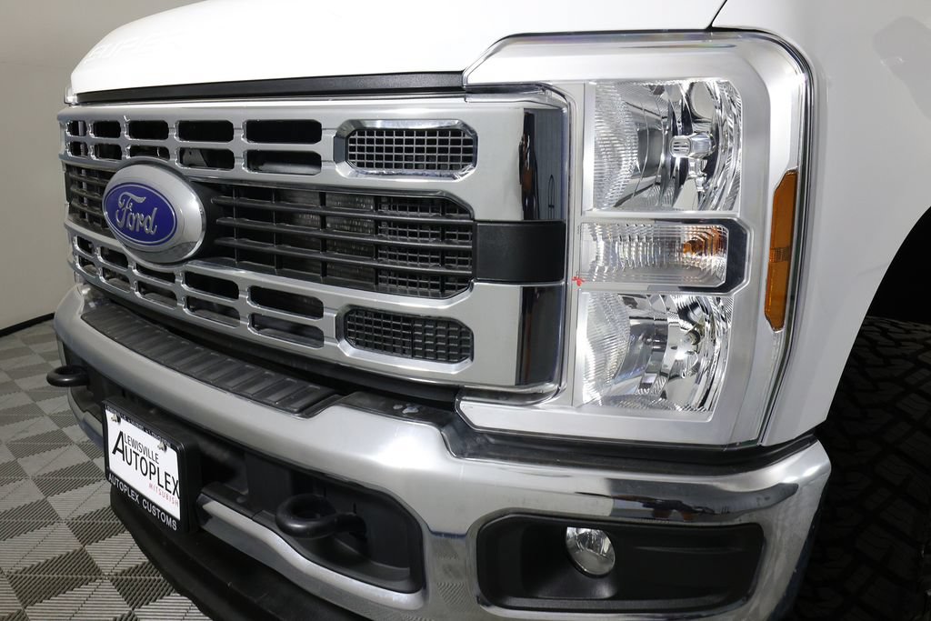 Used 2024 Ford F250 XLT w/ FX4 Off-Road Package AWD/4WD image 33