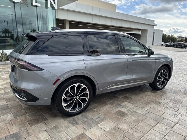 Certified 2024 Lincoln Nautilus Reserve image 2