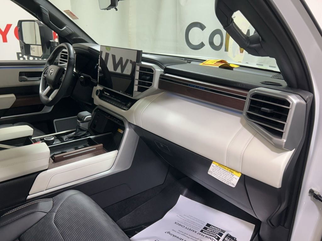 Used 2024 Toyota Sequoia Capstone image 11