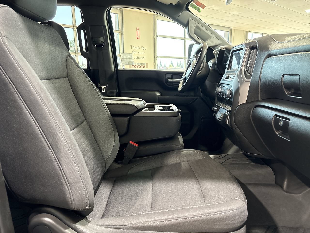 Used 2024 Chevrolet Silverado 2500 Custom w/ Custom Value Package RWD image 24