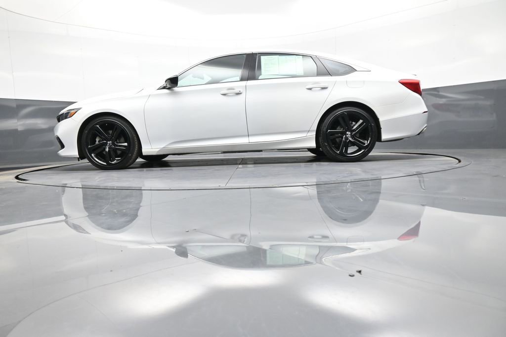 Certified 2022 Honda Accord Sport image 32
