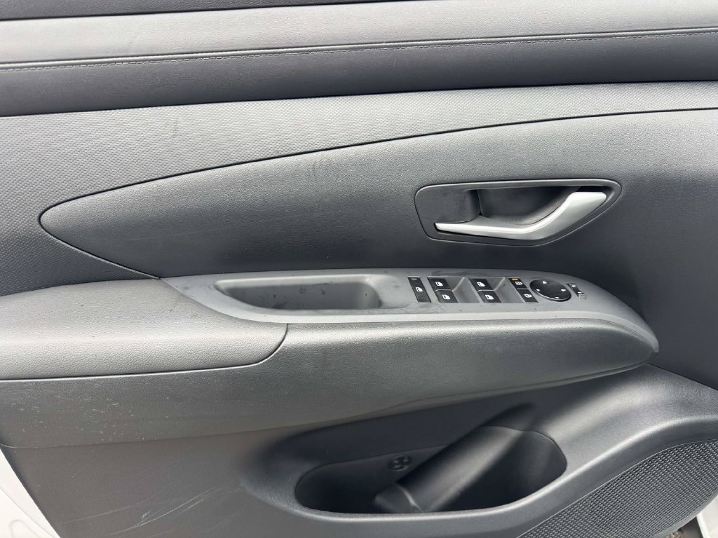 Certified 2026 Hyundai Tucson SE AWD/4WD image 17