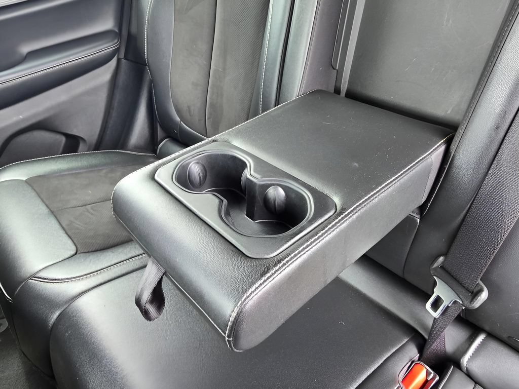 Used 2024 Jeep Grand Cherokee Altitude AWD/4WD image 28