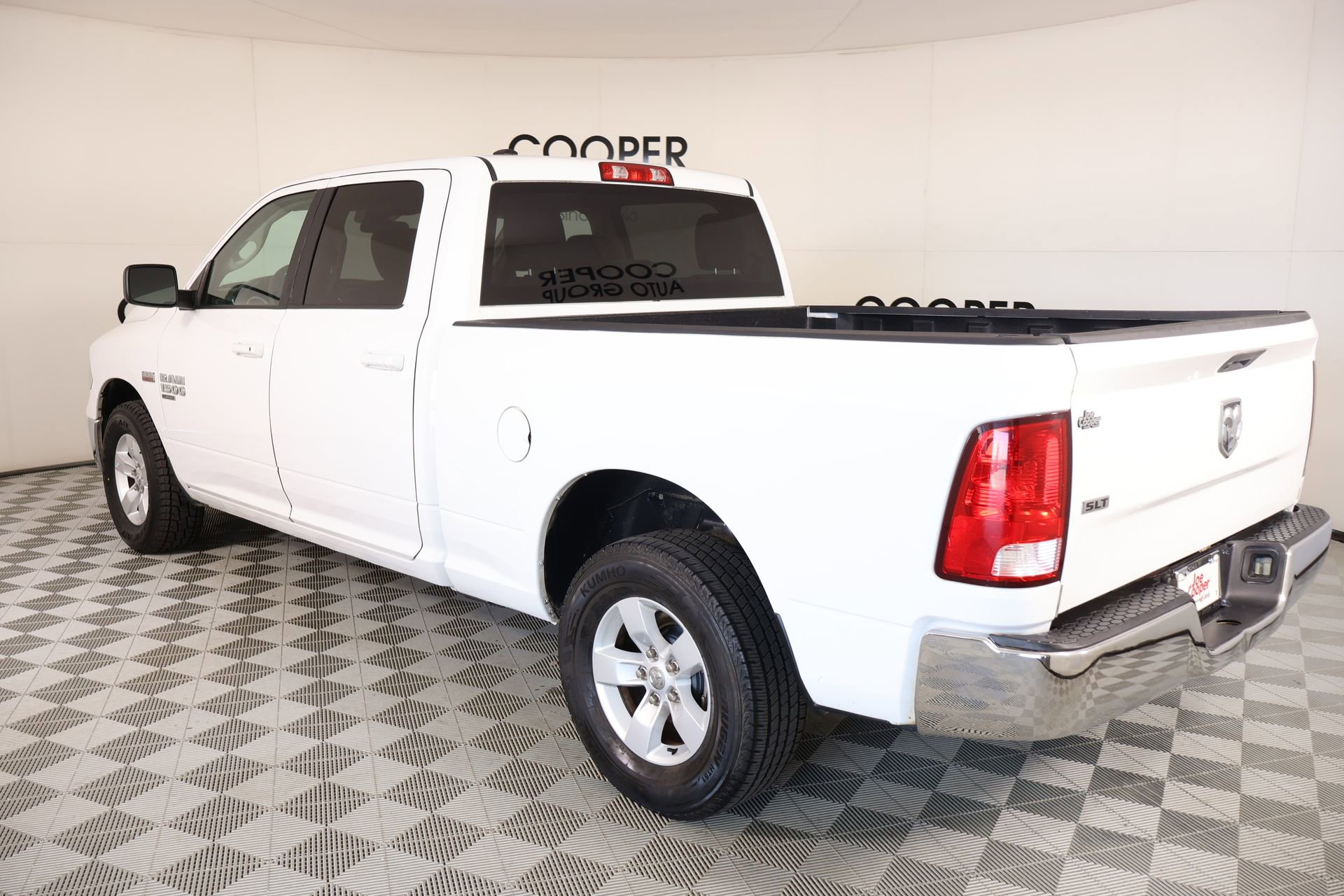 Used 2021 RAM 1500 Classic SLT image 21