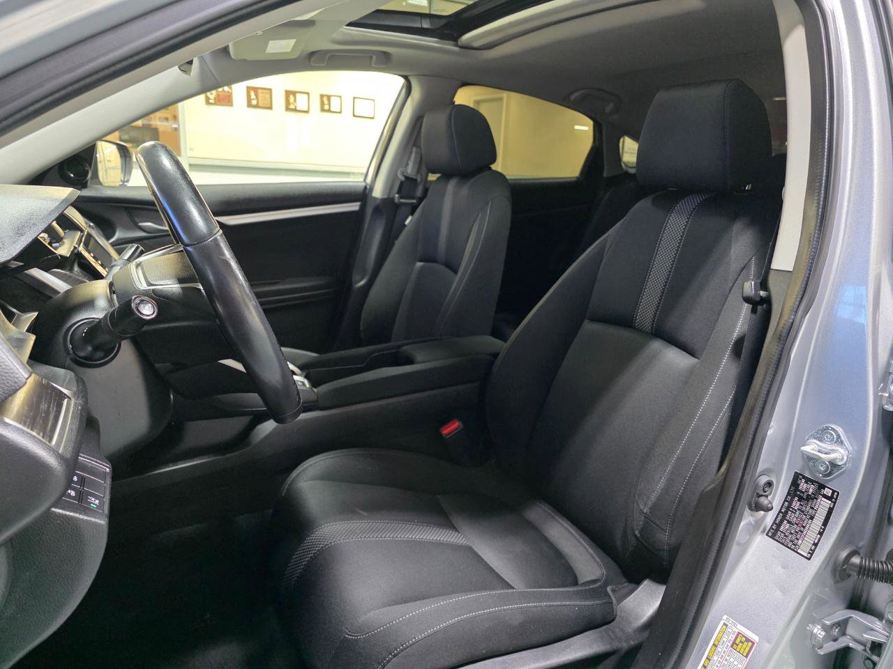 Used 2019 Honda Civic EX image 12