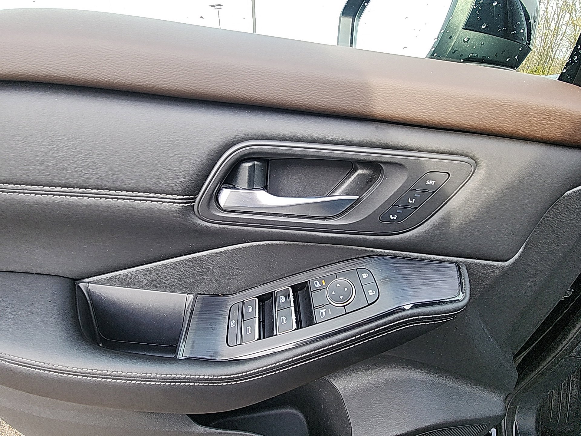 Used 2022 Nissan Rogue SL w/ SL Premium Package image 13