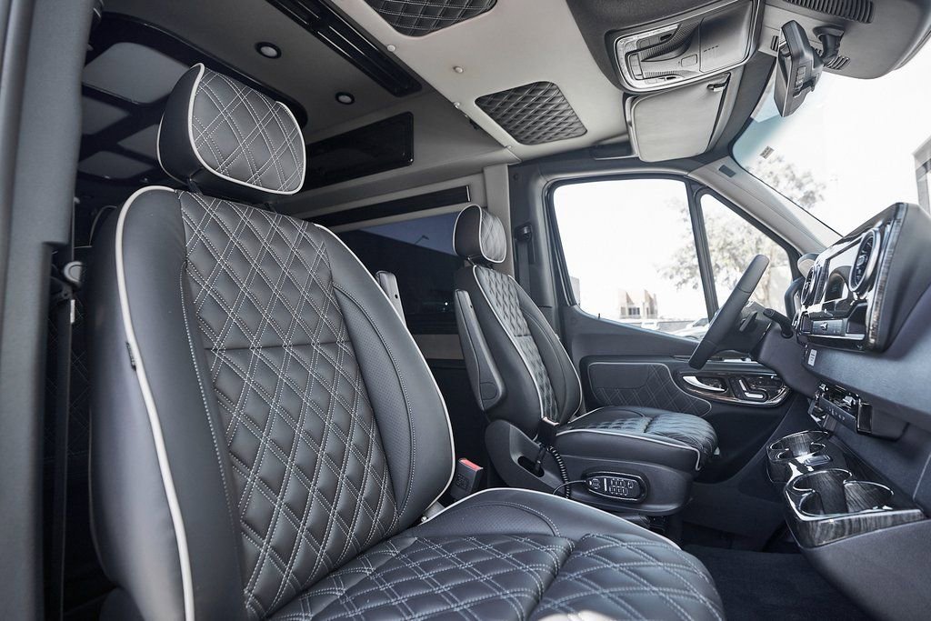 Used 2024 Mercedes-Benz Sprinter 3500 w/ Parking Package image 37