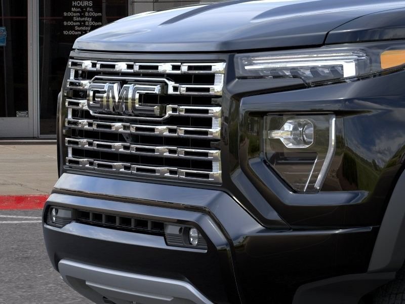 New 2026 GMC Canyon Denali w/ LPO, Denali Black Edition AWD/4WD image 14