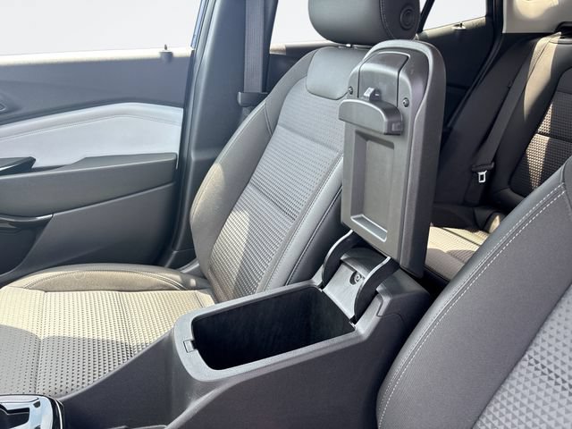 Used 2024 Chevrolet Trax LT w/ LT Convenience Package FWD image 20
