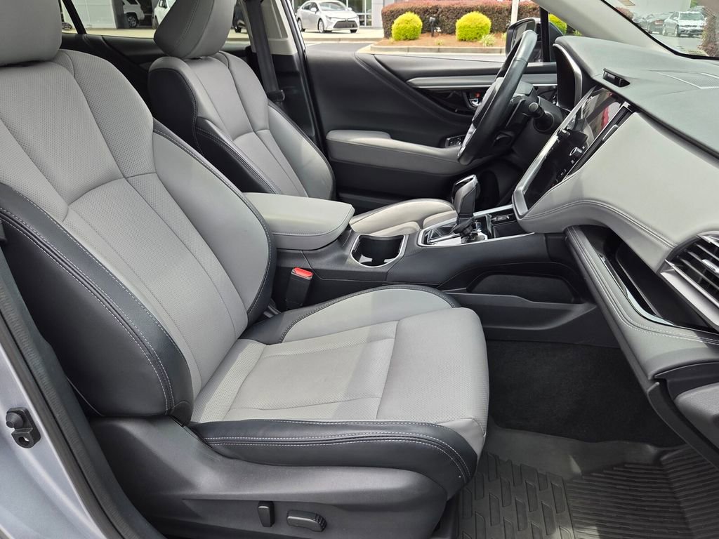 Used 2023 Subaru Outback Limited XT AWD/4WD image 18