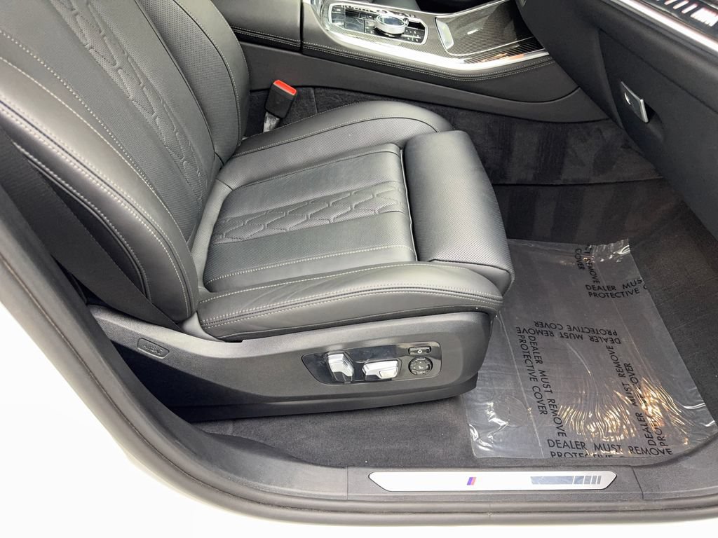 Used 2025 BMW X5 M60i w/ Executive Package AWD/4WD image 45