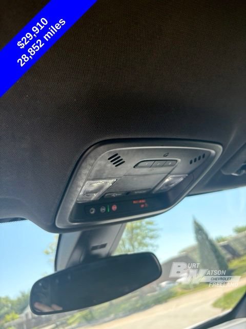 Used 2023 Chevrolet Traverse LT FWD image 25