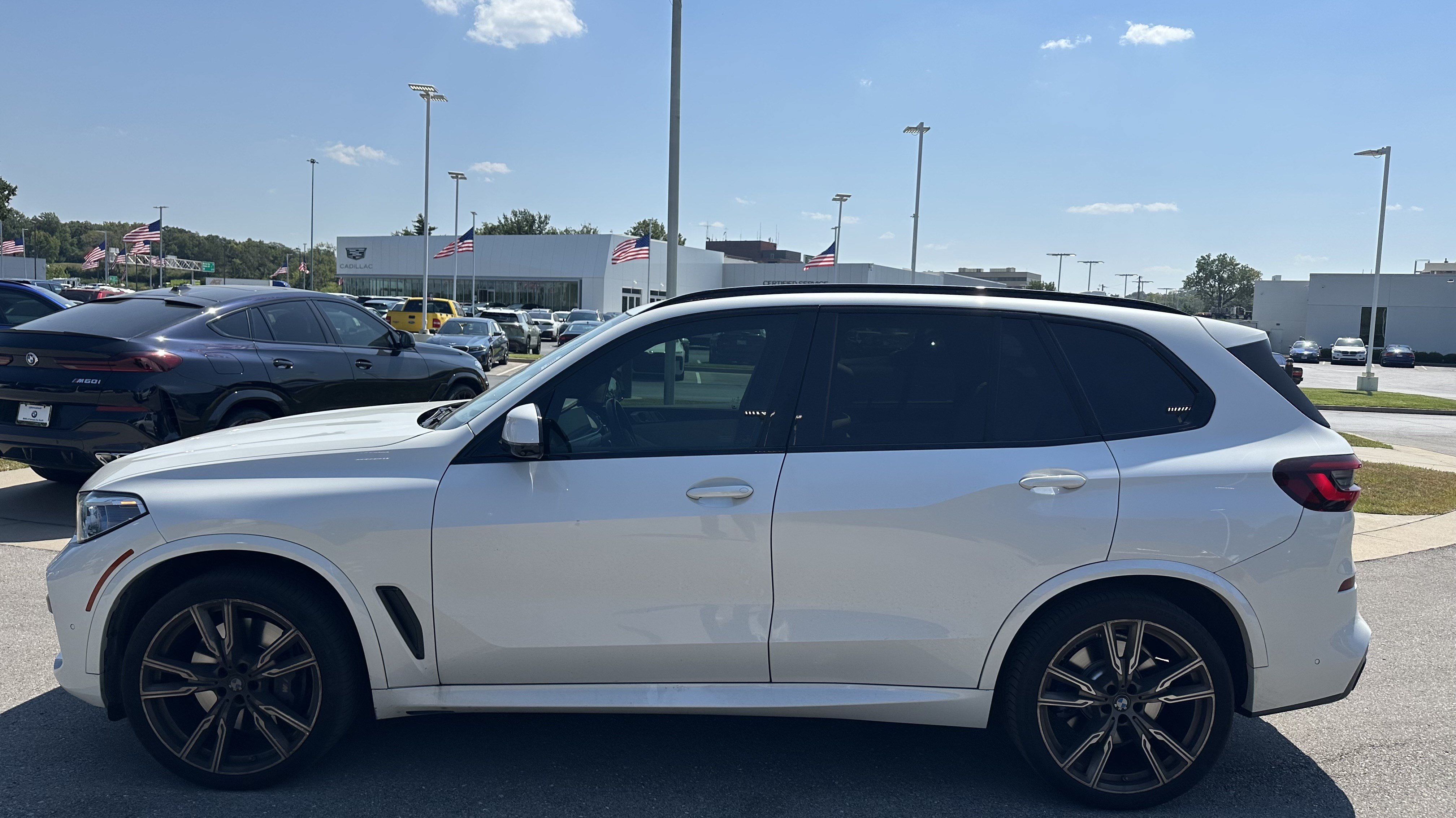 Used 2021 BMW X5 M50i w/ Executive Package AWD/4WD image 7