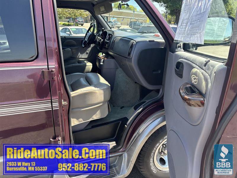 Used 2000 Dodge B1500 RWD image 12