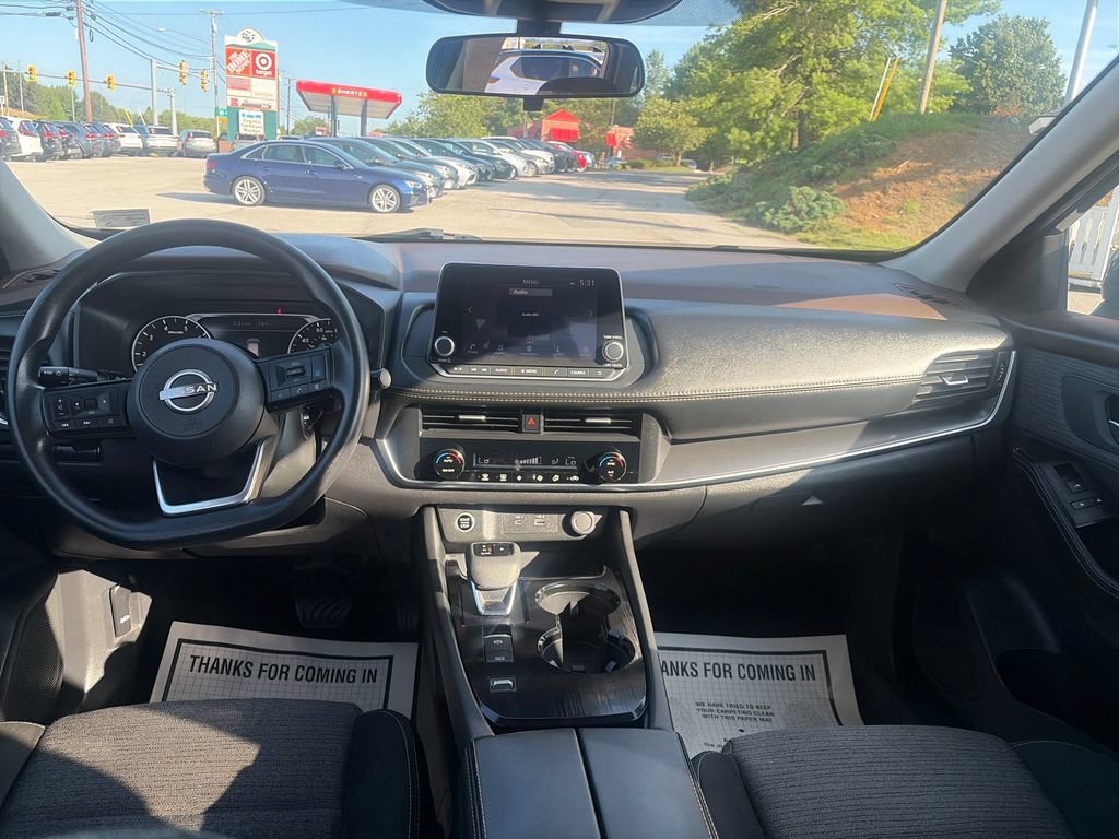 Used 2023 Nissan Rogue SV FWD image 13