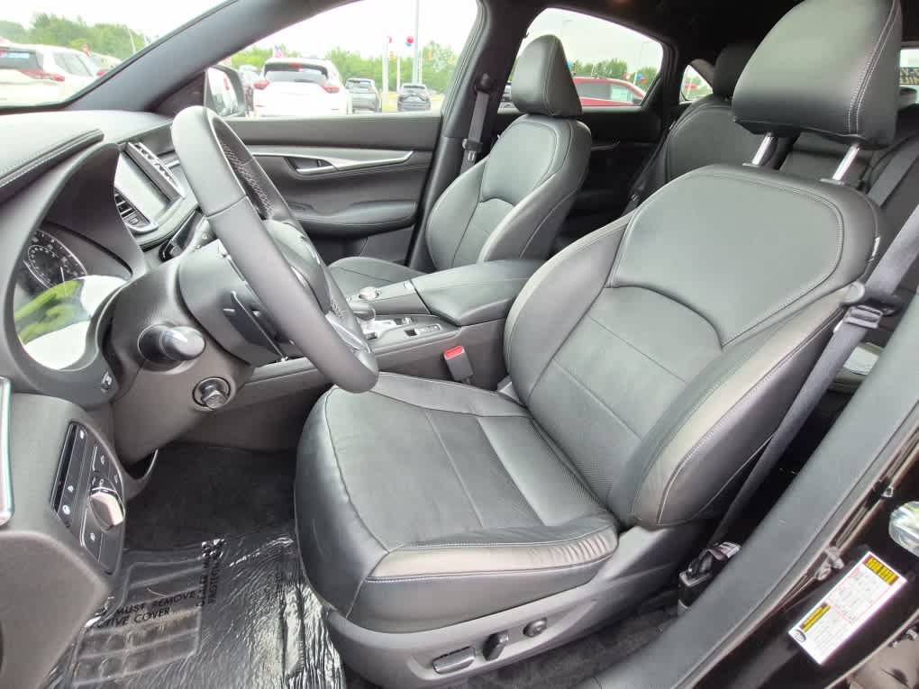 Used 2023 INFINITI QX55 Essential AWD/4WD image 10