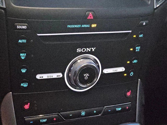 Used 2018 Ford Edge Titanium FWD image 14