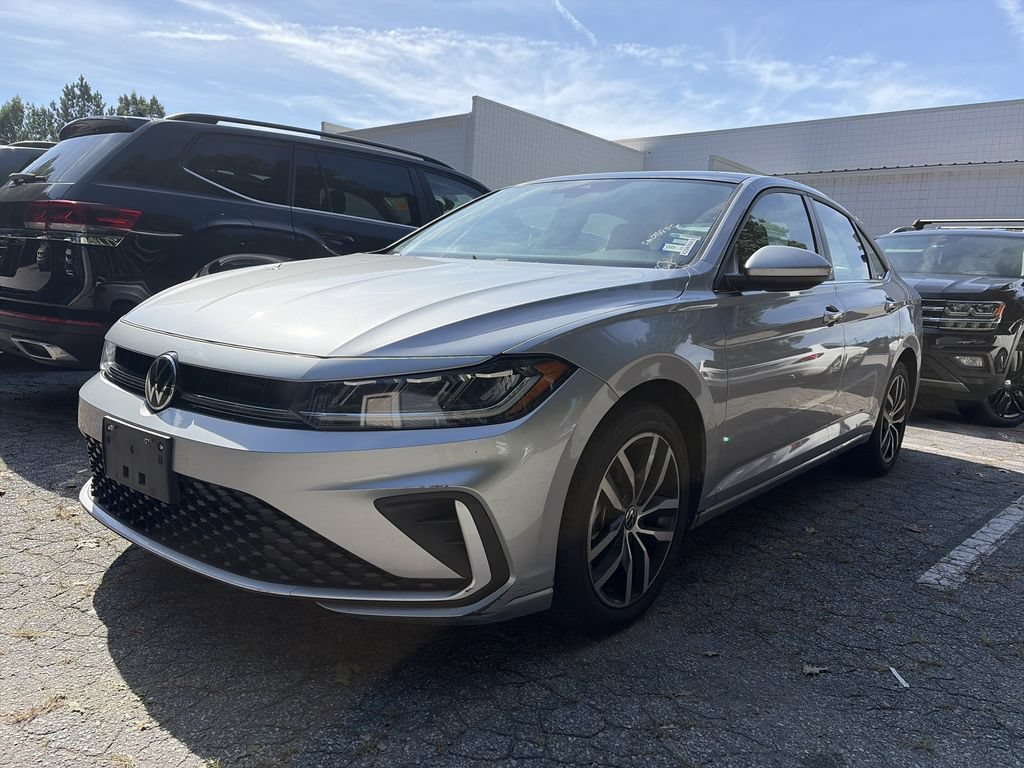 Used 2025 Volkswagen Jetta SE FWD video 1