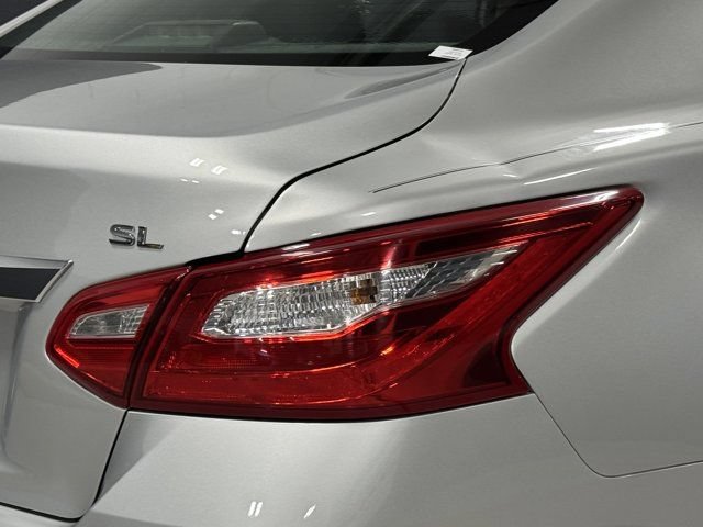 Used 2016 Nissan Altima 2.5 SL w/ 2.5 Technology Package FWD image 23