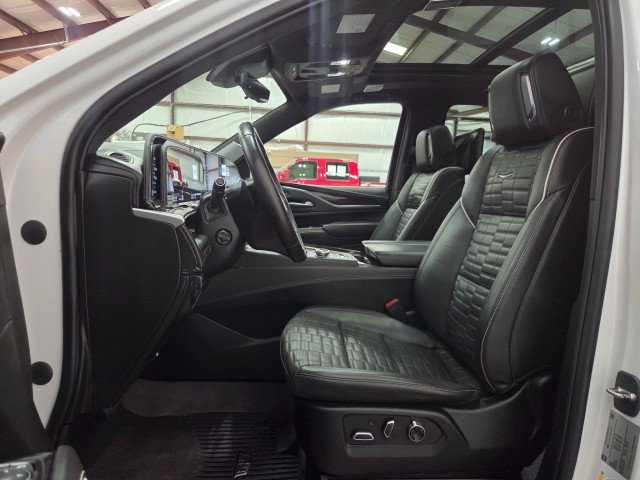 Used 2023 Cadillac Escalade ESV Sport Platinum w/ LPO, ONYX Package image 69