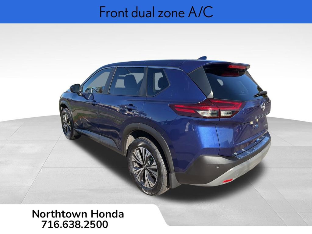 Used 2023 Nissan Rogue SV image 6