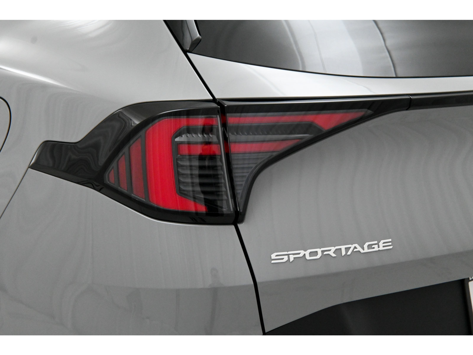 Used 2026 Kia Sportage EX w/ EX Panorama Roof Package FWD image 12