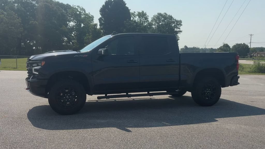 Used 2022 Chevrolet Silverado 1500 ZR2 AWD/4WD image 5