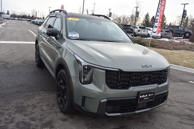 Certified 2025 Kia Sorento SX image 9