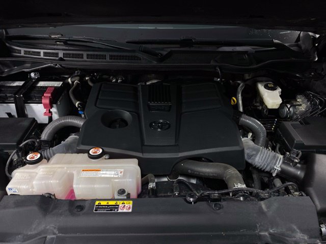 Used 2022 Toyota Tundra SR5 AWD/4WD image 13