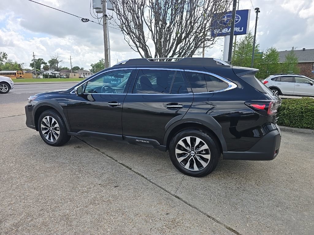 Used 2024 Subaru Outback Touring XT image 8