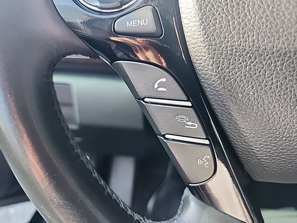 Used 2017 Honda Accord EX-L image 8