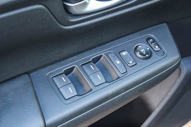 Used 2025 Honda CR-V Sport-L image 27