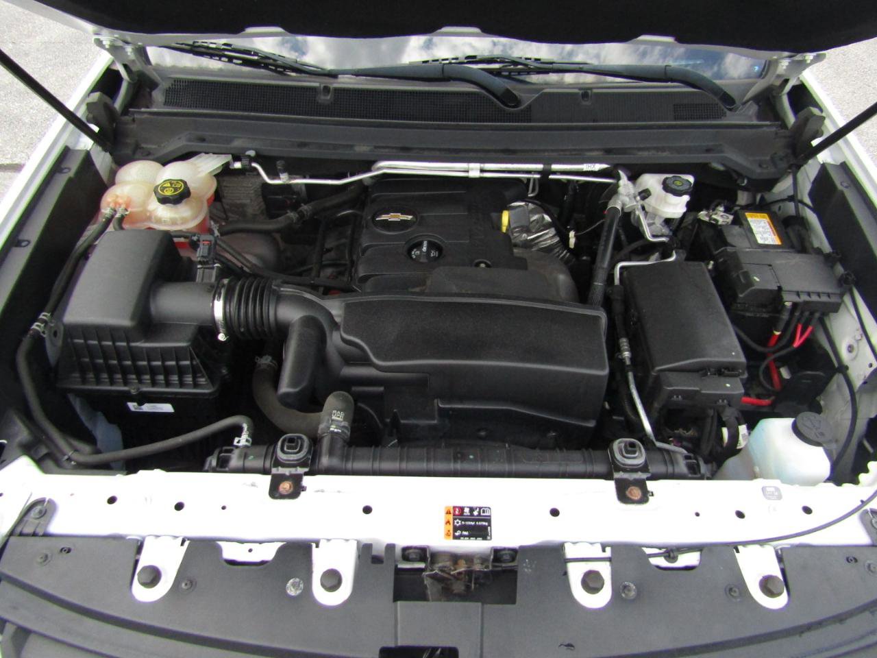 Used 2022 Chevrolet Colorado LT w/ Fleet Safety Package image 21