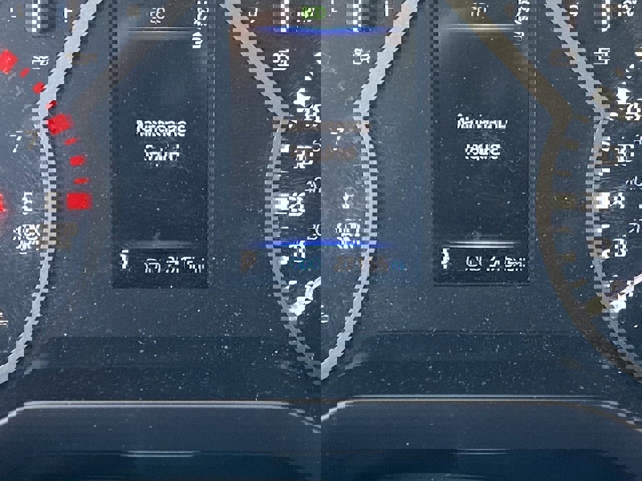 Used 2024 Toyota Tundra SR5 w/ SR5 Convenience Package image 9