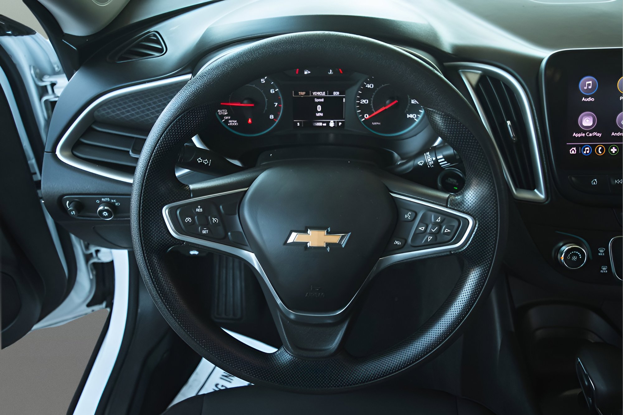 Used 2022 Chevrolet Malibu LS FWD image 23